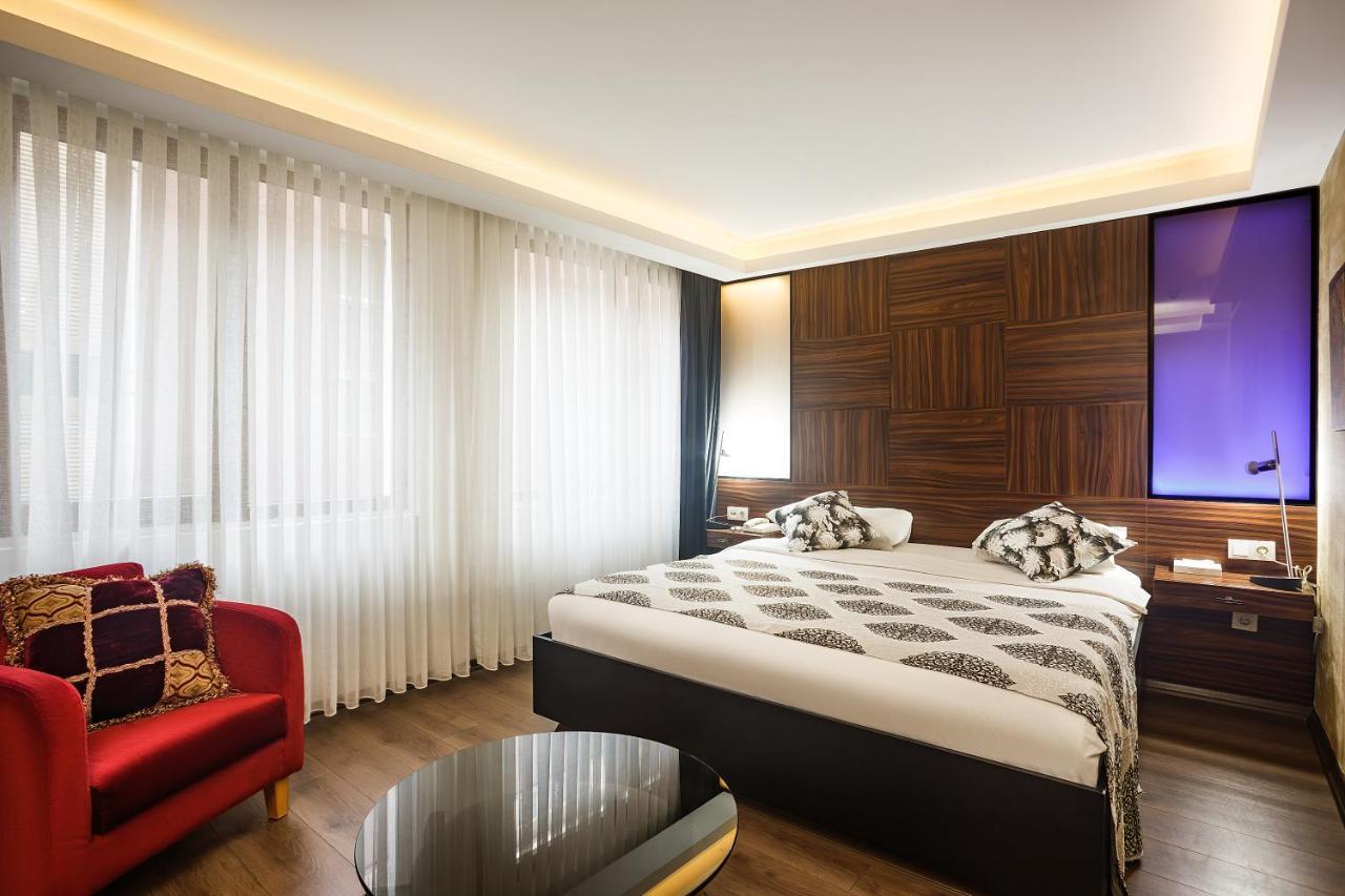 P Galata Hotel - Special Category Истанбул Екстериор снимка