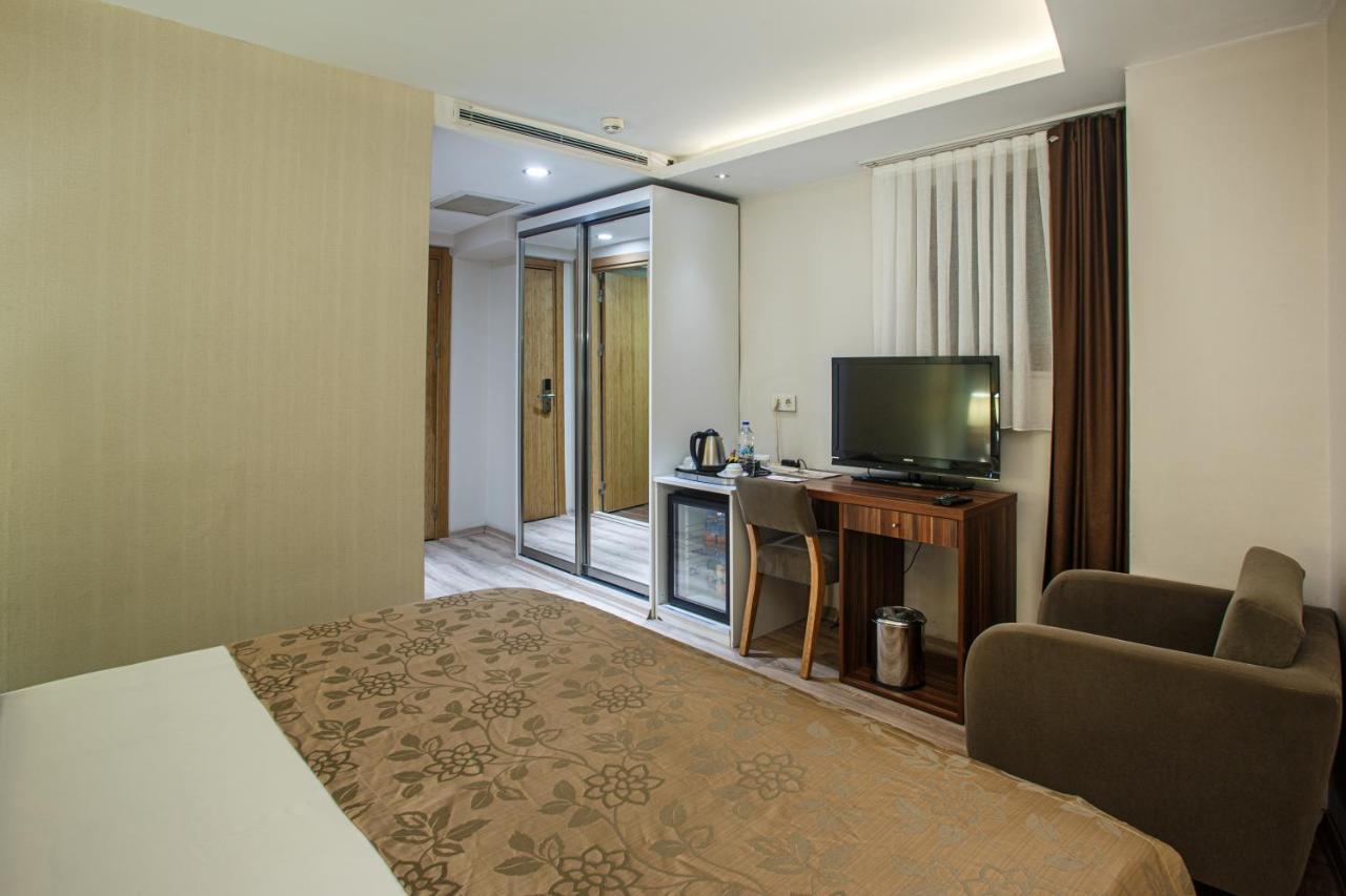 P Galata Hotel - Special Category Истанбул Екстериор снимка