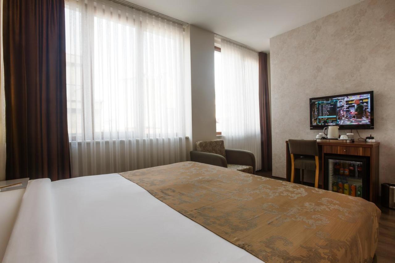 P Galata Hotel - Special Category Истанбул Екстериор снимка
