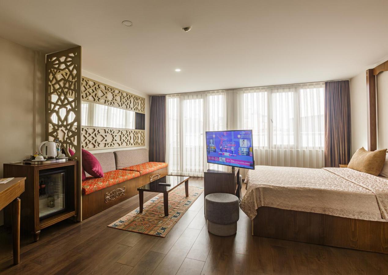 P Galata Hotel - Special Category Истанбул Екстериор снимка