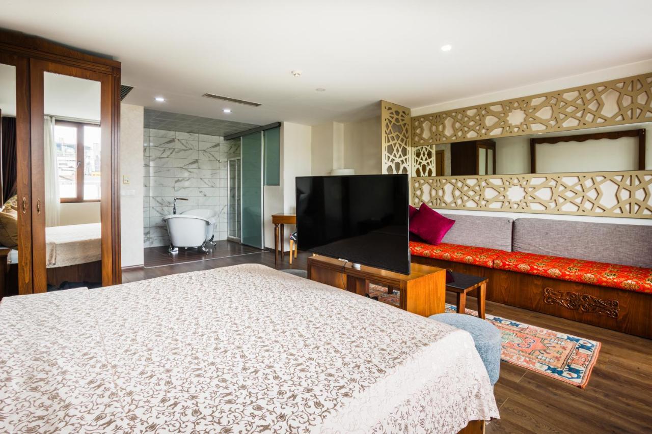 P Galata Hotel - Special Category Истанбул Екстериор снимка