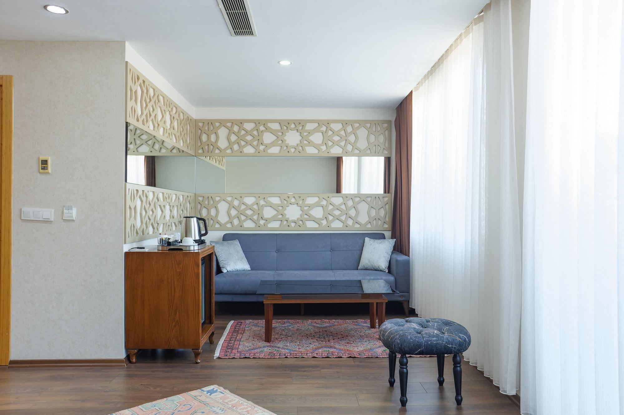 P Galata Hotel - Special Category Истанбул Екстериор снимка