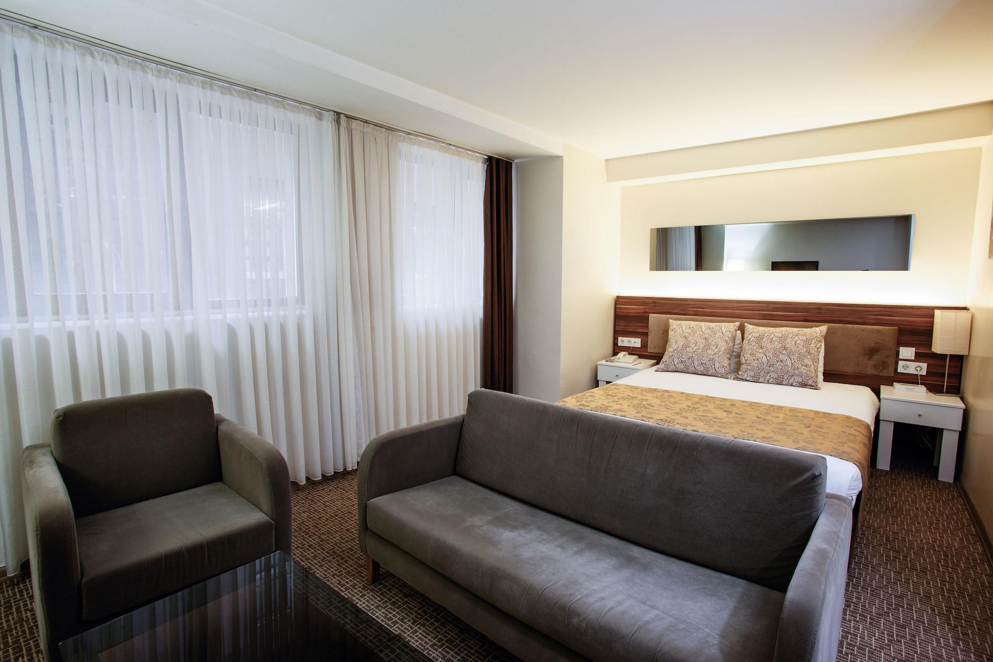 P Galata Hotel - Special Category Истанбул Екстериор снимка