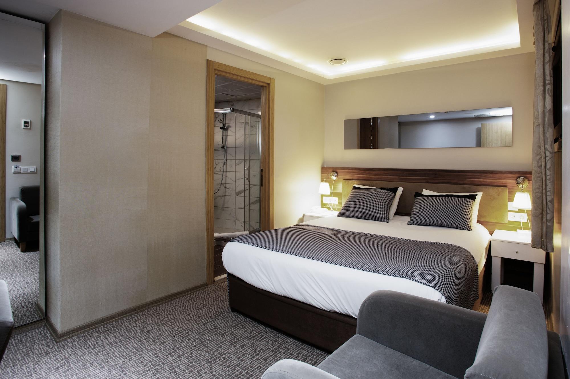 P Galata Hotel - Special Category Истанбул Екстериор снимка