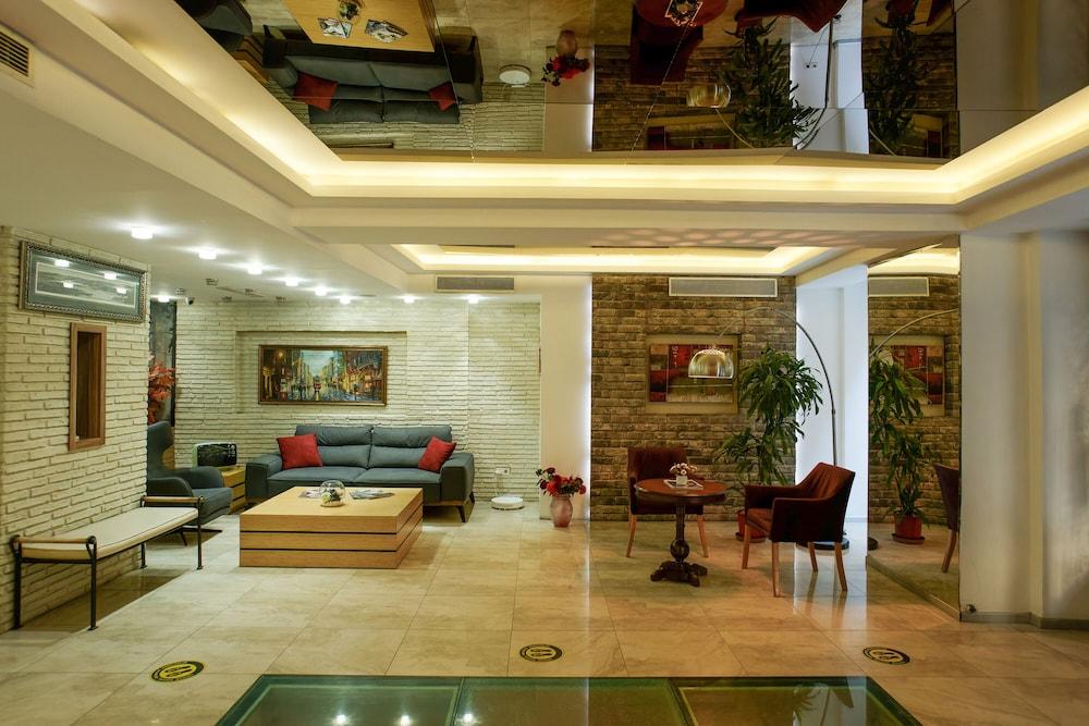 P Galata Hotel - Special Category Истанбул Екстериор снимка